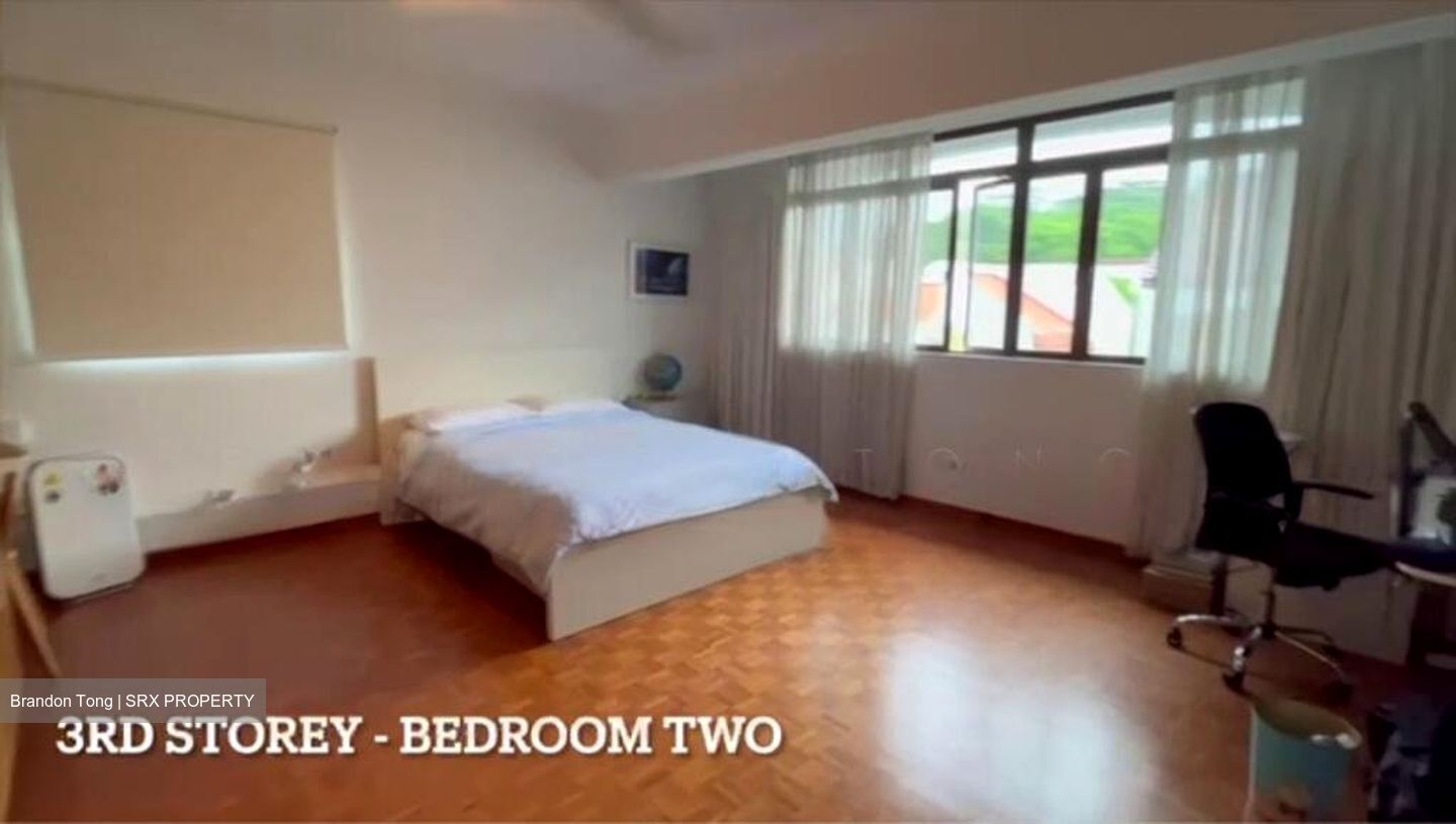 Regent Villas (D10), Semi-Detached #497388201